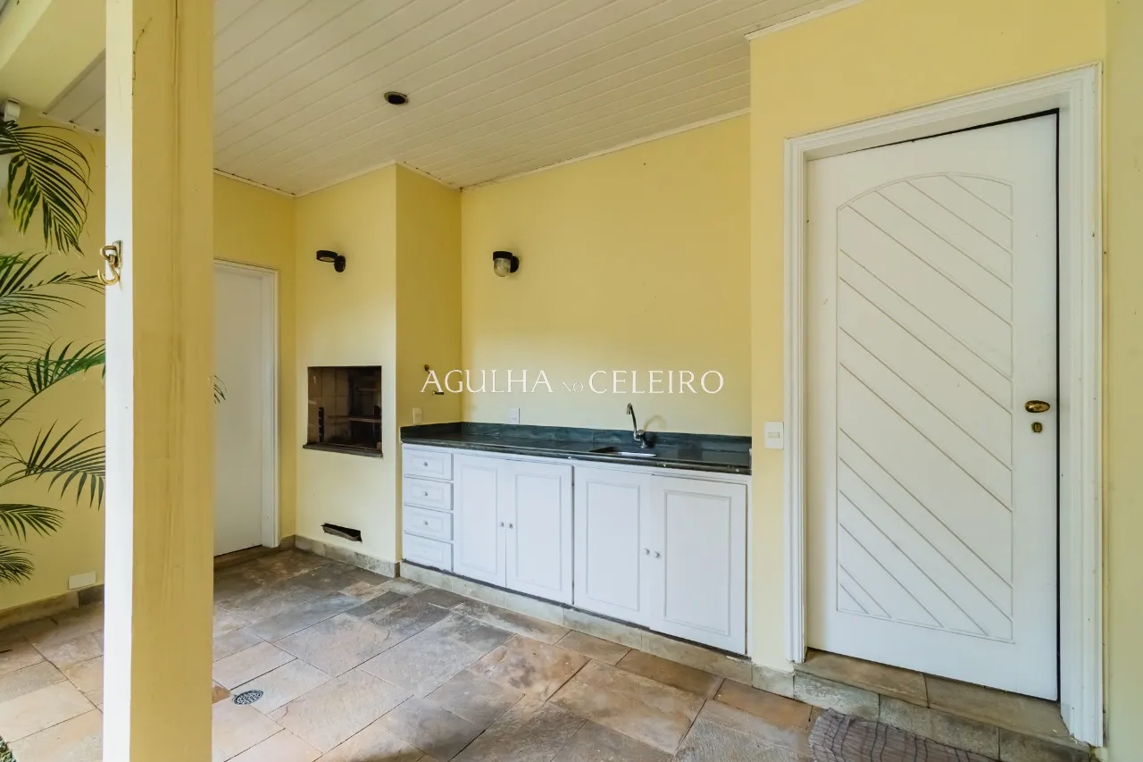 Venda/Jardim Guedala: Casa área externa ampla. – 9302 - 9302_COMLOGO-19