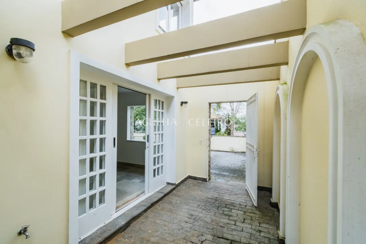 Venda/Jardim Guedala: Casa área externa ampla. – 9302 - 9302_COMLOGO-69