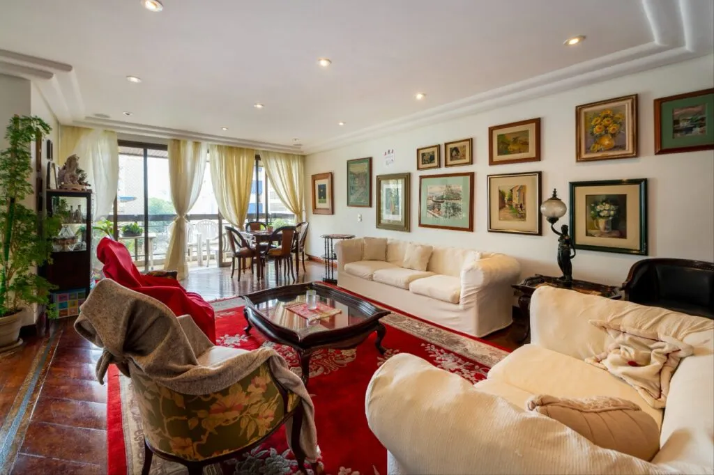 Apartamento situado em prédio com lazer e boa localização à venda no Itaim – AP5782