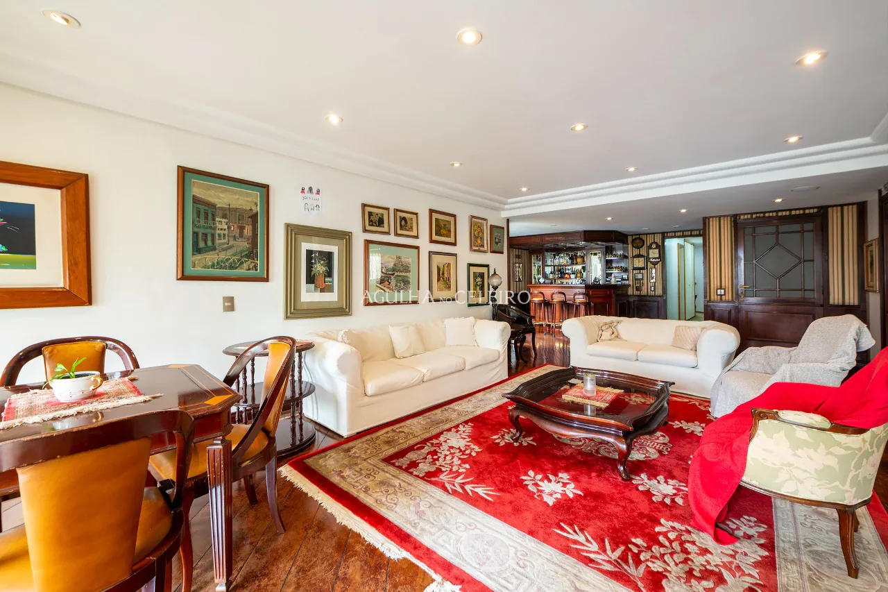 Apartamento situado em prédio com lazer e boa localização à venda no Itaim – AP5782