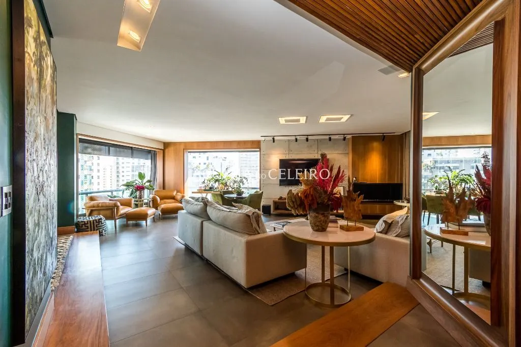 Apartamento encantador à venda em Moema. – AP7639