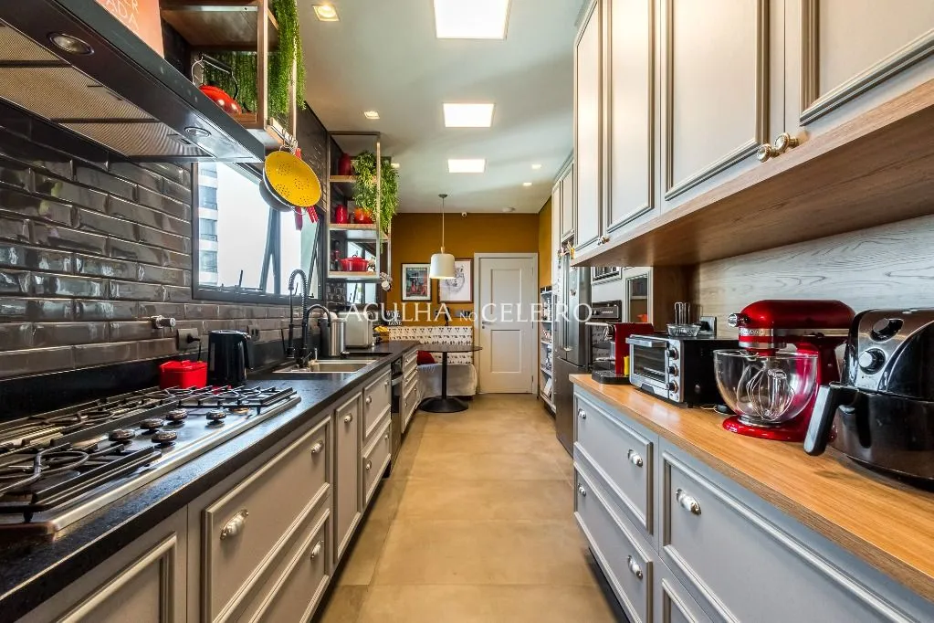 Apartamento encantador à venda em Moema. – AP7639