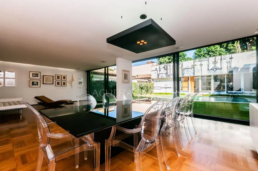 Venda/Jardim Luzitânia: Casa moderna e ampla com total segurança! – CA0445