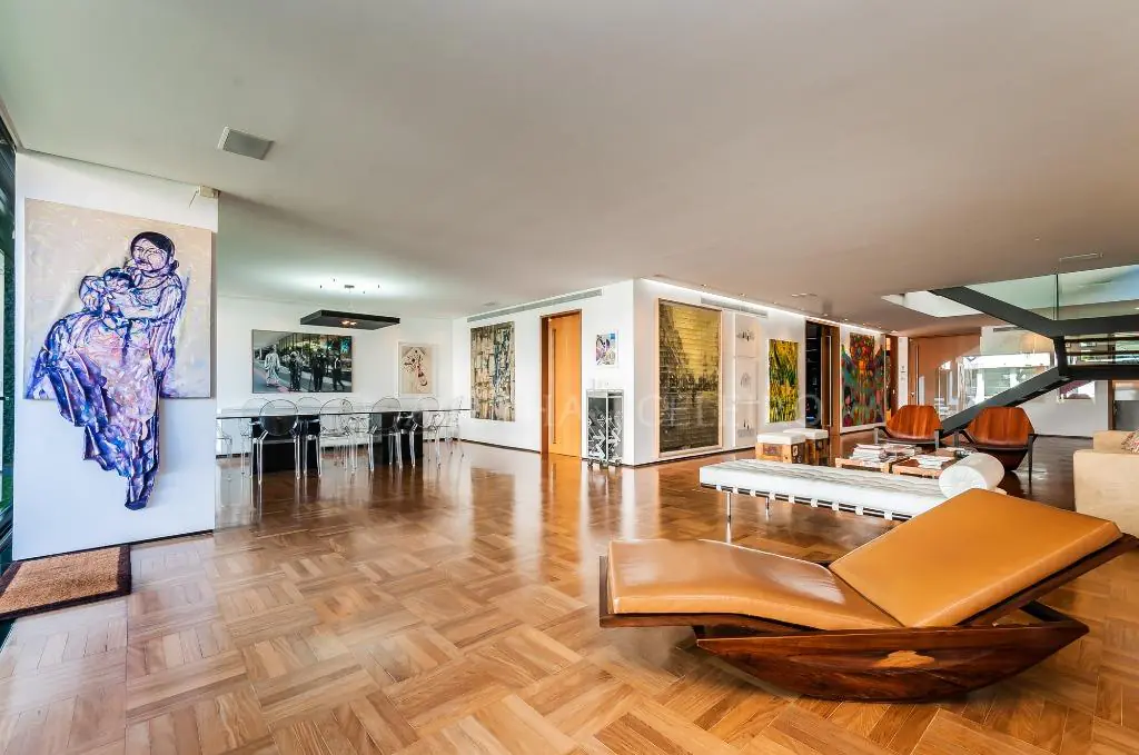 Venda/Jardim Luzitânia: Casa moderna e ampla com total segurança! – CA0445