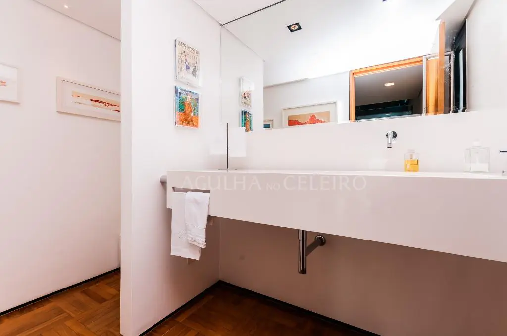 Venda/Jardim Luzitânia: Casa moderna e ampla com total segurança! – CA0445