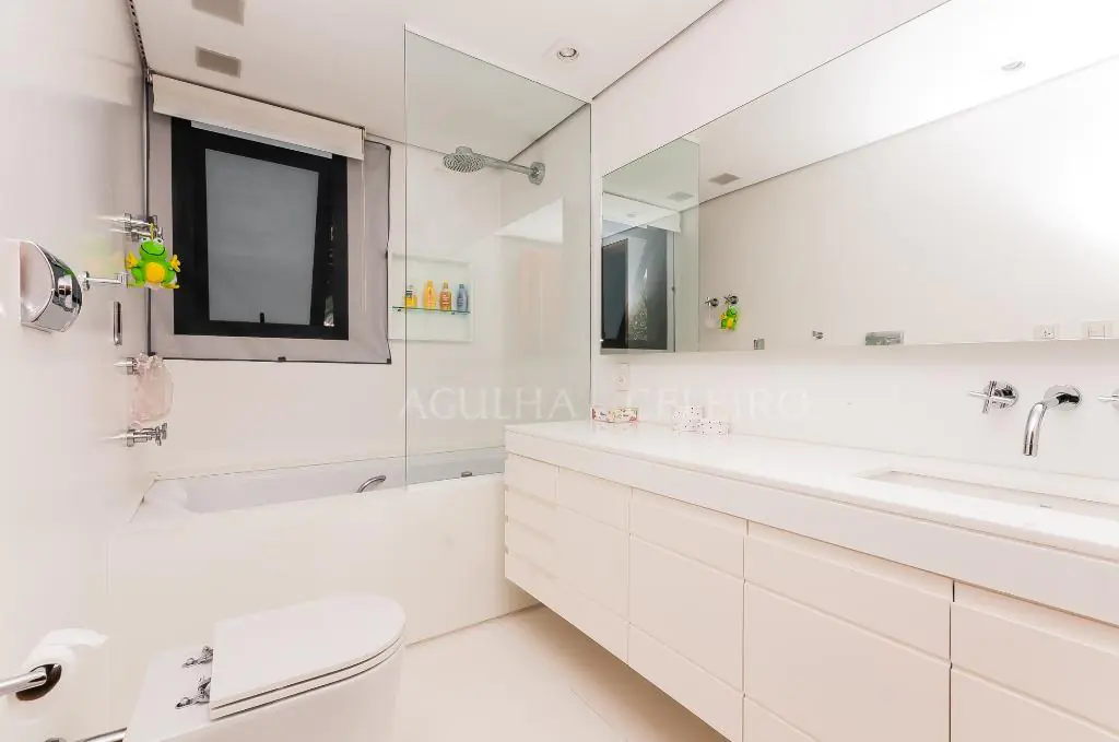 Venda/Jardim Luzitânia: Casa moderna e ampla com total segurança! – CA0445