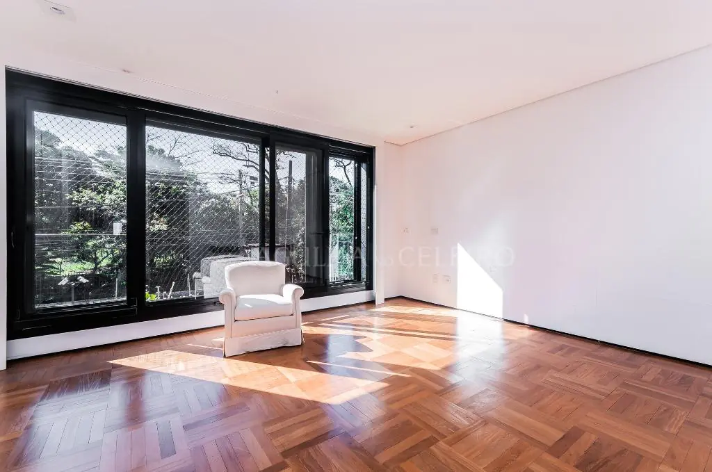 Venda/Jardim Luzitânia: Casa moderna e ampla com total segurança! – CA0445