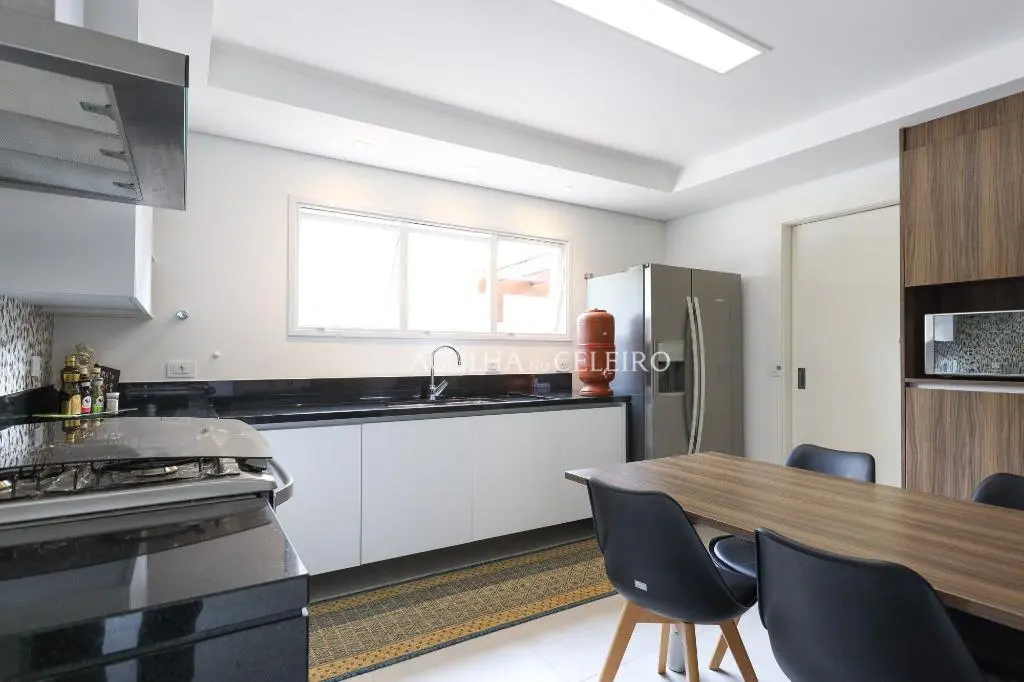 Venda/Alto de Pinheiros: O sossego que você desejava! – CA0533