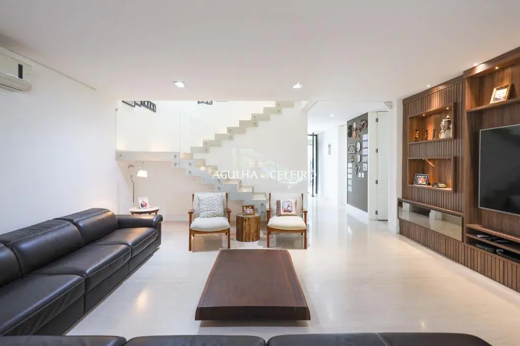 Venda/Jardim Paulista : Casa reformada para viver feliz prox ao Parque Ibirapuera – CA0898