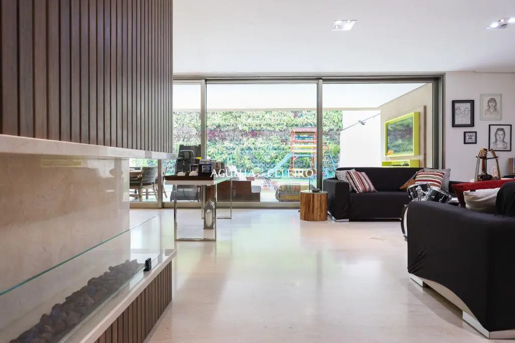 Venda/Jardim Paulista : Casa reformada para viver feliz prox ao Parque Ibirapuera – CA0898