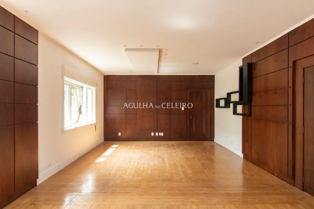 Venda/Locação/Jardim Paulista: Casa e Jardim! – CA1169