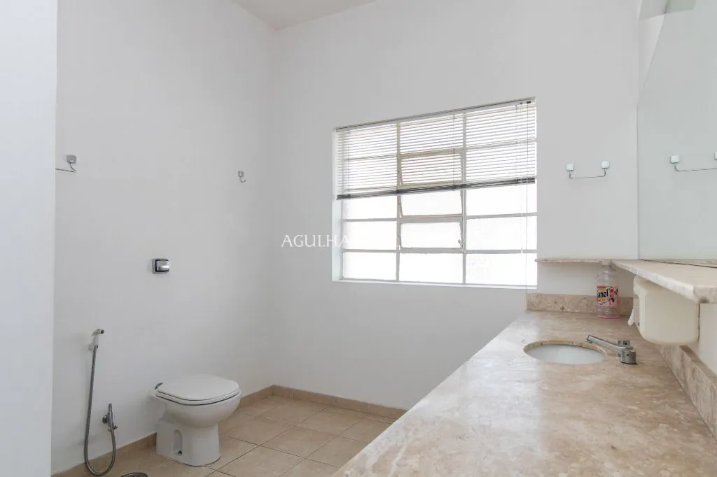 Venda/Locação/Jardim Paulista: Casa e Jardim! – CA1169