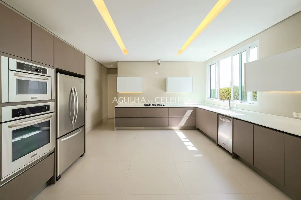 Venda/Jardim Luzitania: Casa Especial a passos do parque! – CA1252