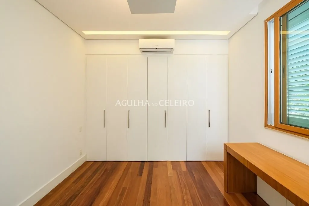 Venda/Jardim Luzitania: Casa Especial a passos do parque! – CA1252