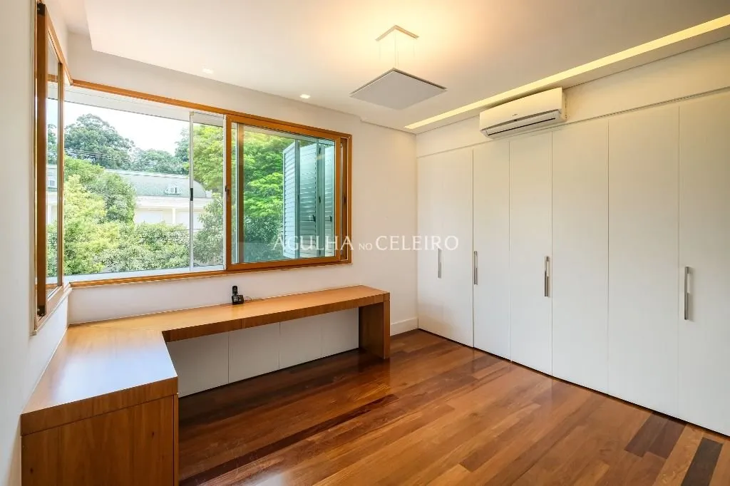 Venda/Jardim Luzitania: Casa Especial a passos do parque! – CA1252