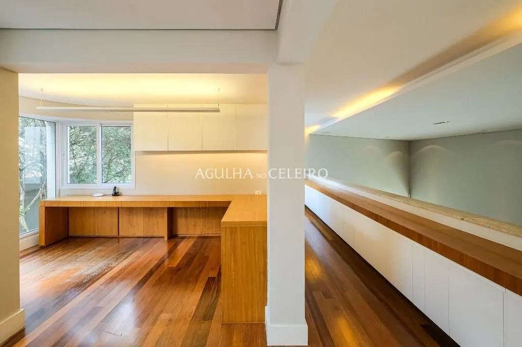 Venda/Jardim Luzitania: Casa Especial a passos do parque! – CA1252