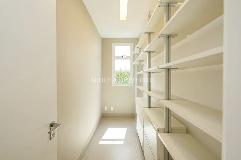 Venda/Jardim Luzitania: Casa Especial a passos do parque! – CA1252