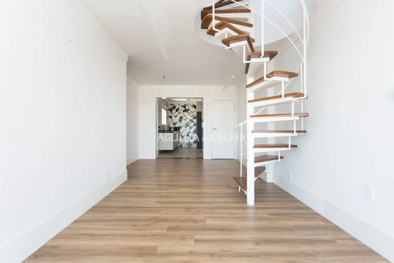 Venda/Moema: Vista Livre e piscina! – CO0575