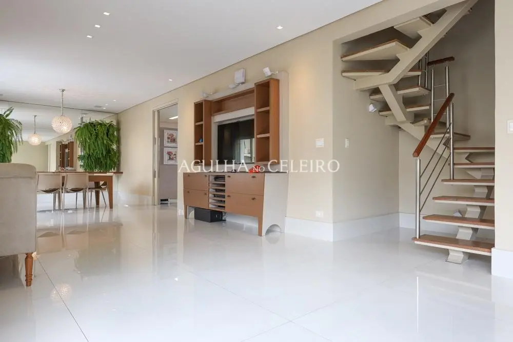 Venda/Jardim América: Cobertura Impecável na melhor localização do Jardins! – CO0645