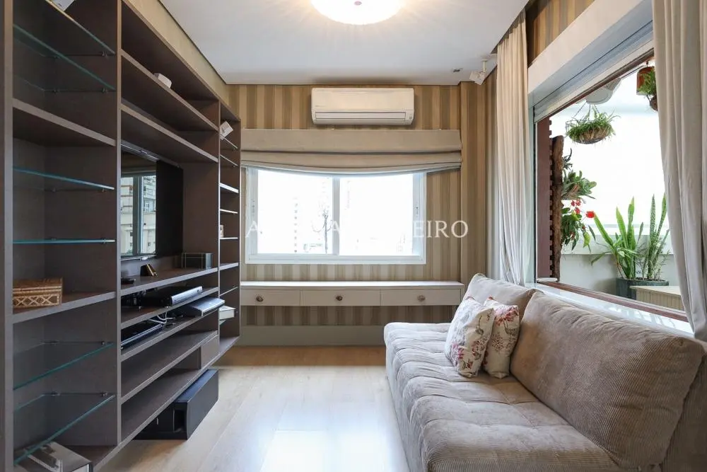 Venda/Jardim América: Cobertura Impecável na melhor localização do Jardins! – CO0645