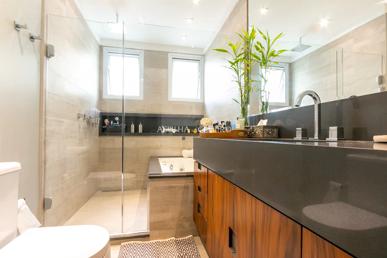 Venda/Vila Nova Conceição: Apaixonante! – 10124