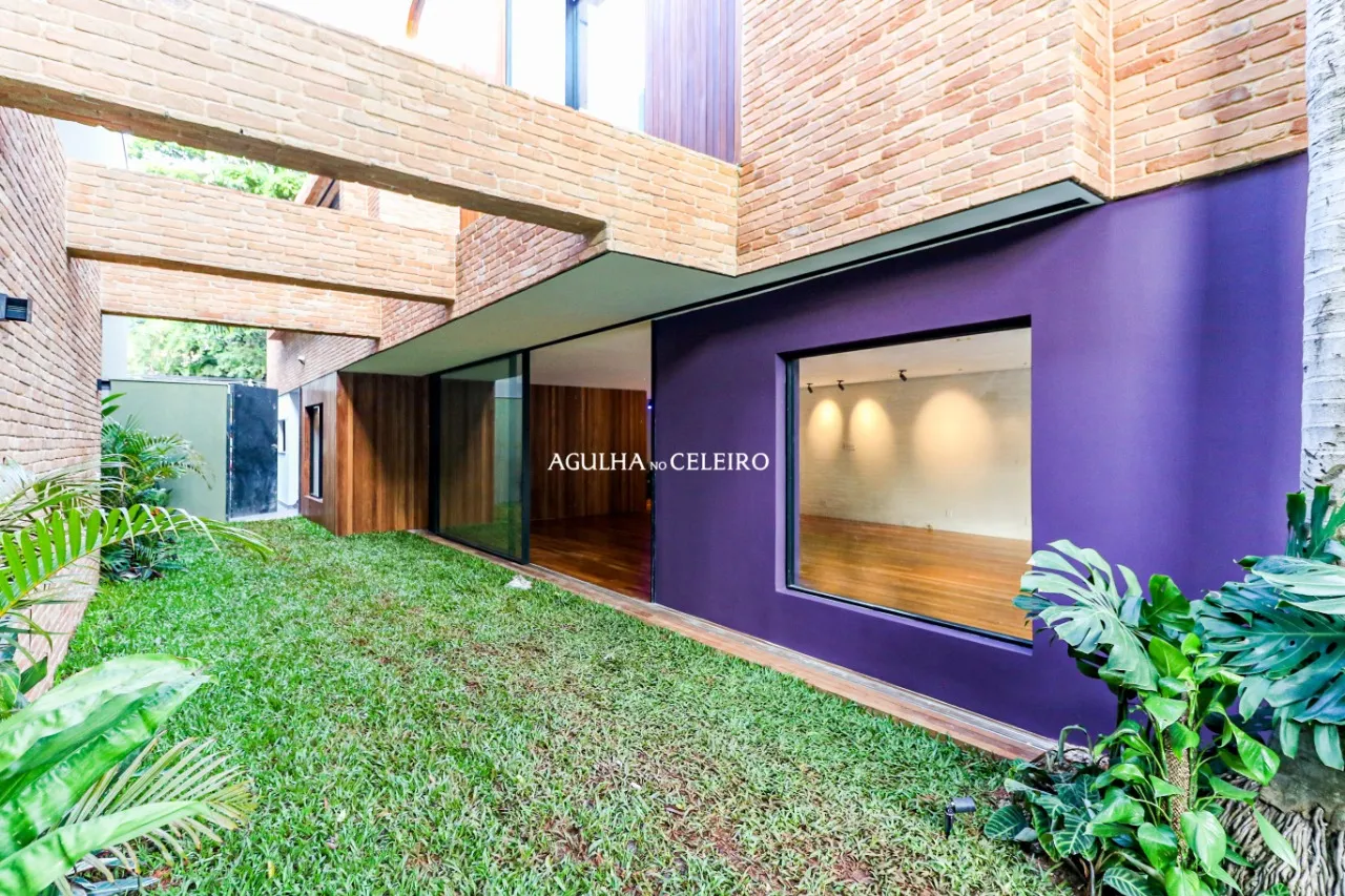 Uma casa especial, para pessoas especiais à venda no Jardim Paulista – 10137 - Rua Marechal Bittencourt, 91- (269 de 276)