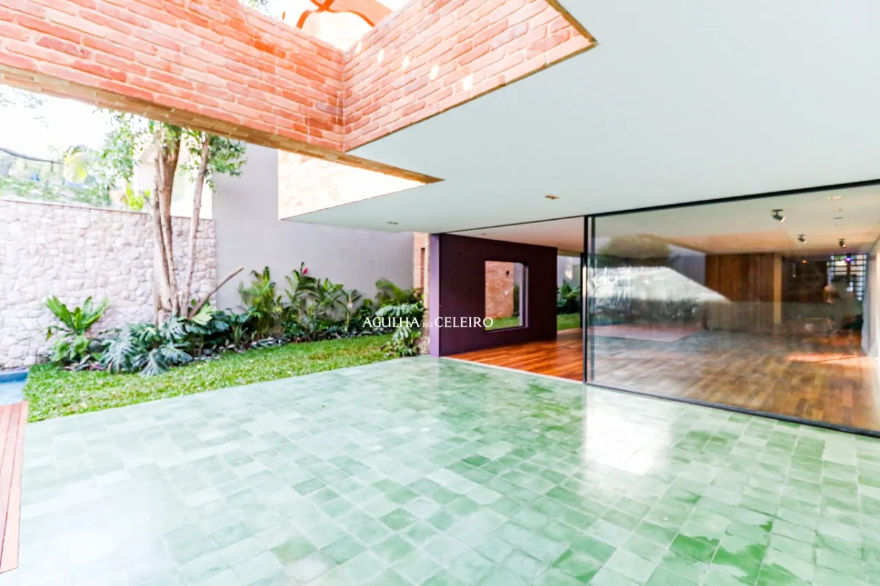 Uma casa especial, para pessoas especiais à venda no Jardim Paulista – 10137 - Rua Marechal Bittencourt, 91- (231 de 276)