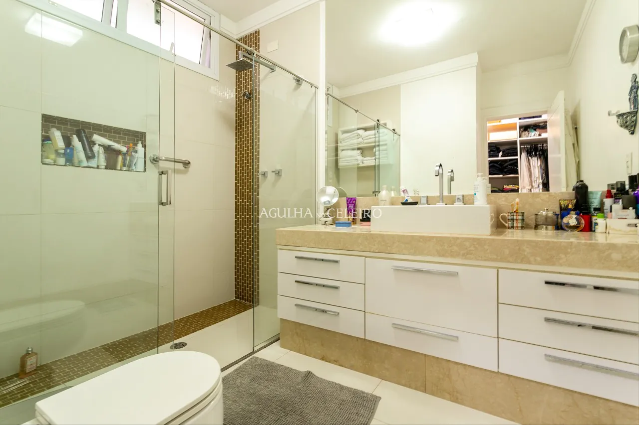 Linda casa em Pinheiros reformada à venda em Pinheiros – 12278 - casa -a - venda - pinheiros (46)