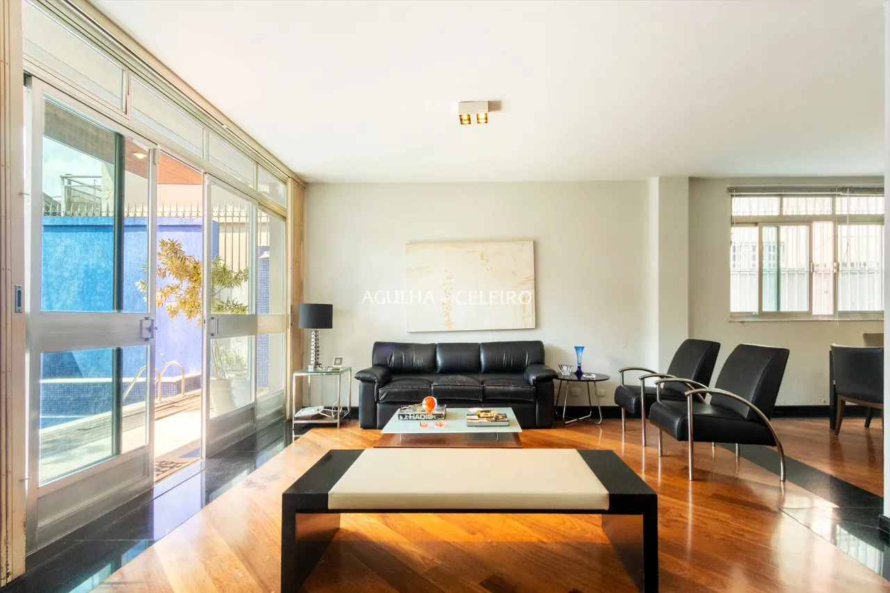 Casa deliciosa á venda em Alto de Pinheiros. – 12393