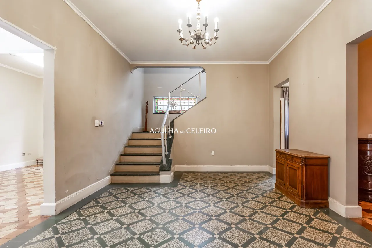 Casa com área externa repleta de verde à venda no Jardim Paulista – 12415 - IMG_0001