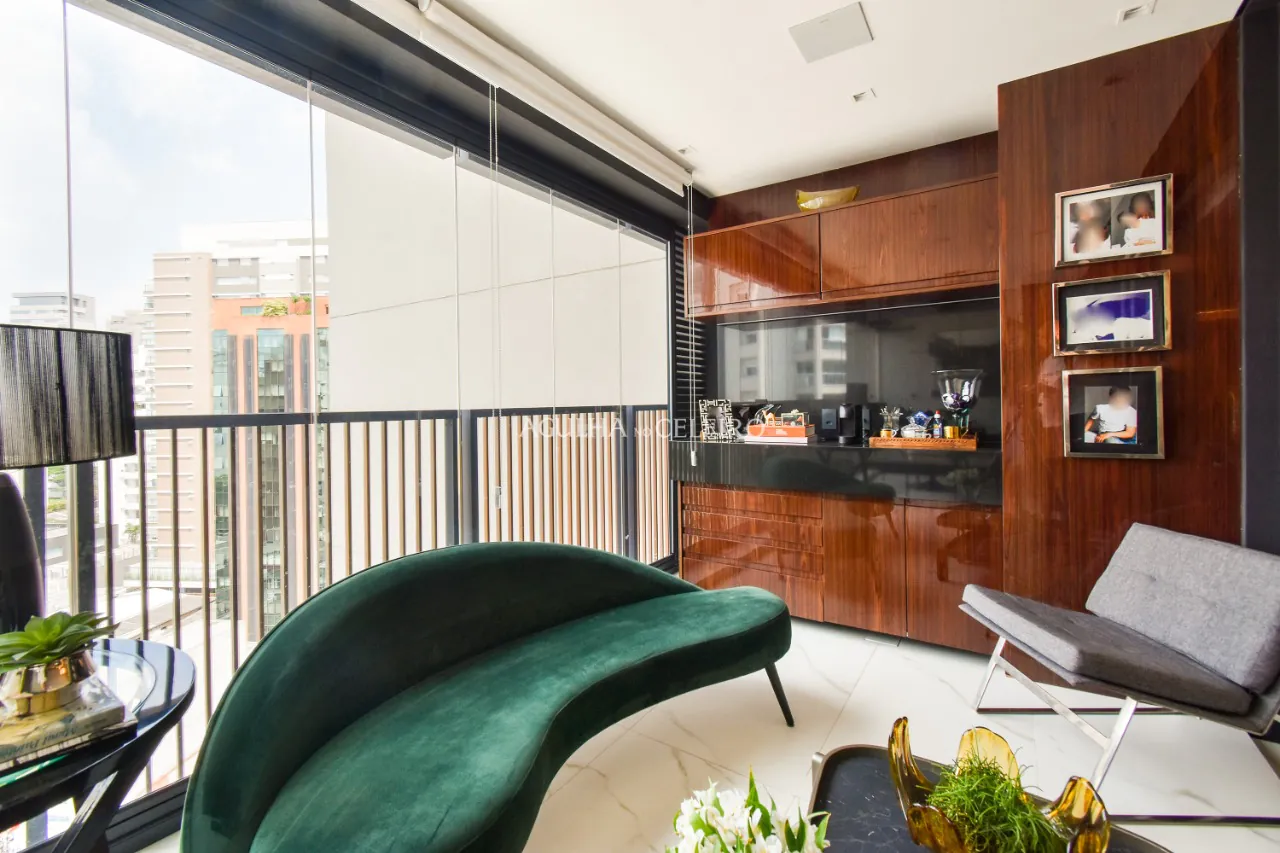 Apartamento moderno à venda em Moema. – 12496