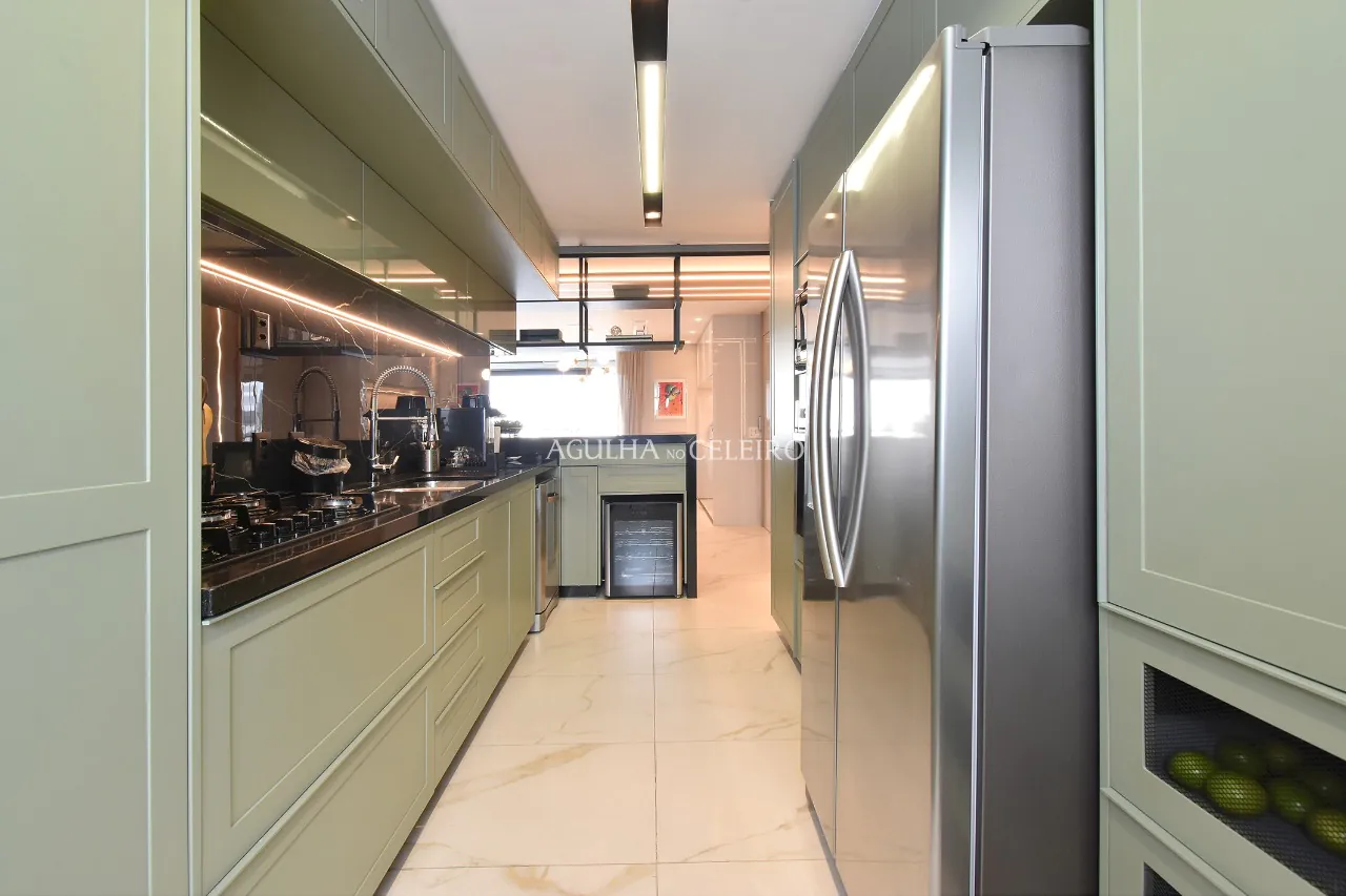 Apartamento moderno à venda em Moema. – 12496