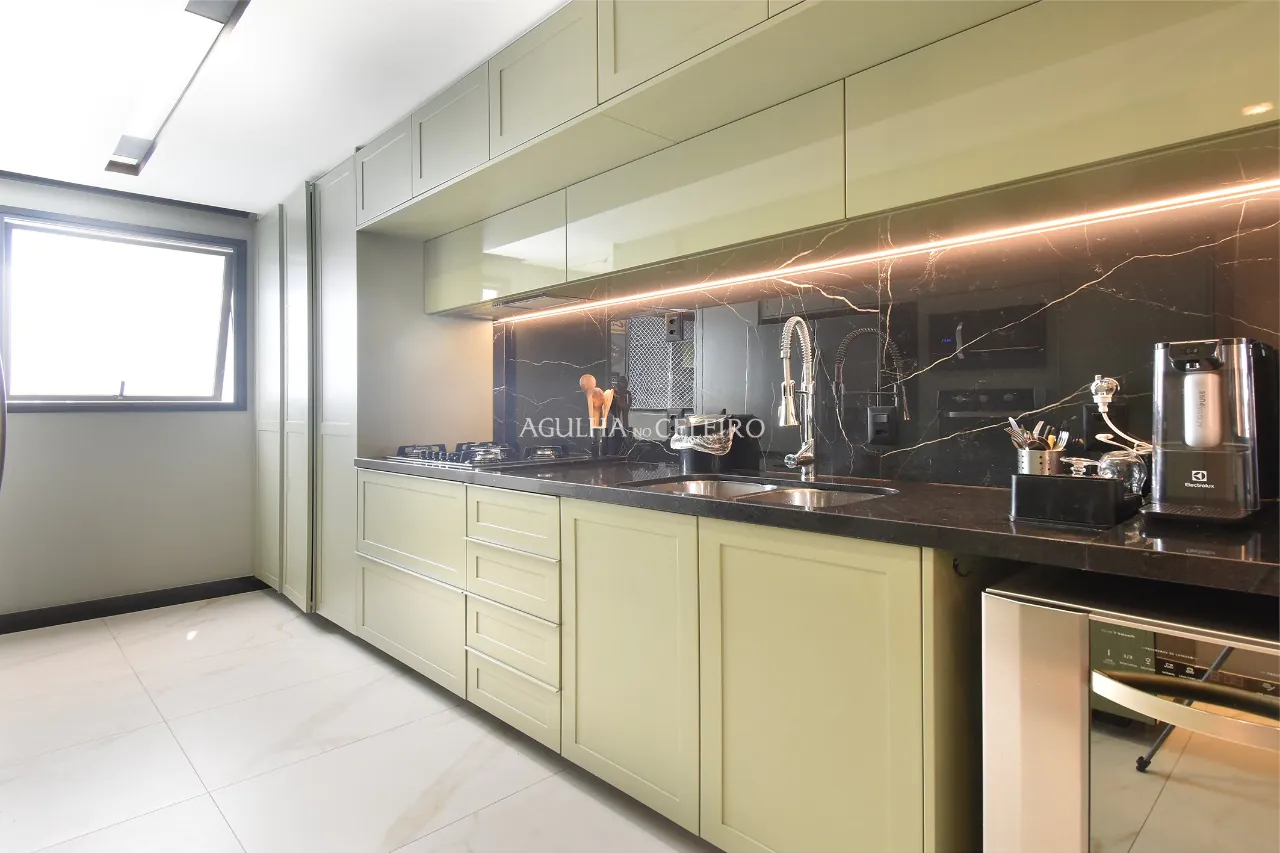 Apartamento moderno à venda em Moema. – 12496