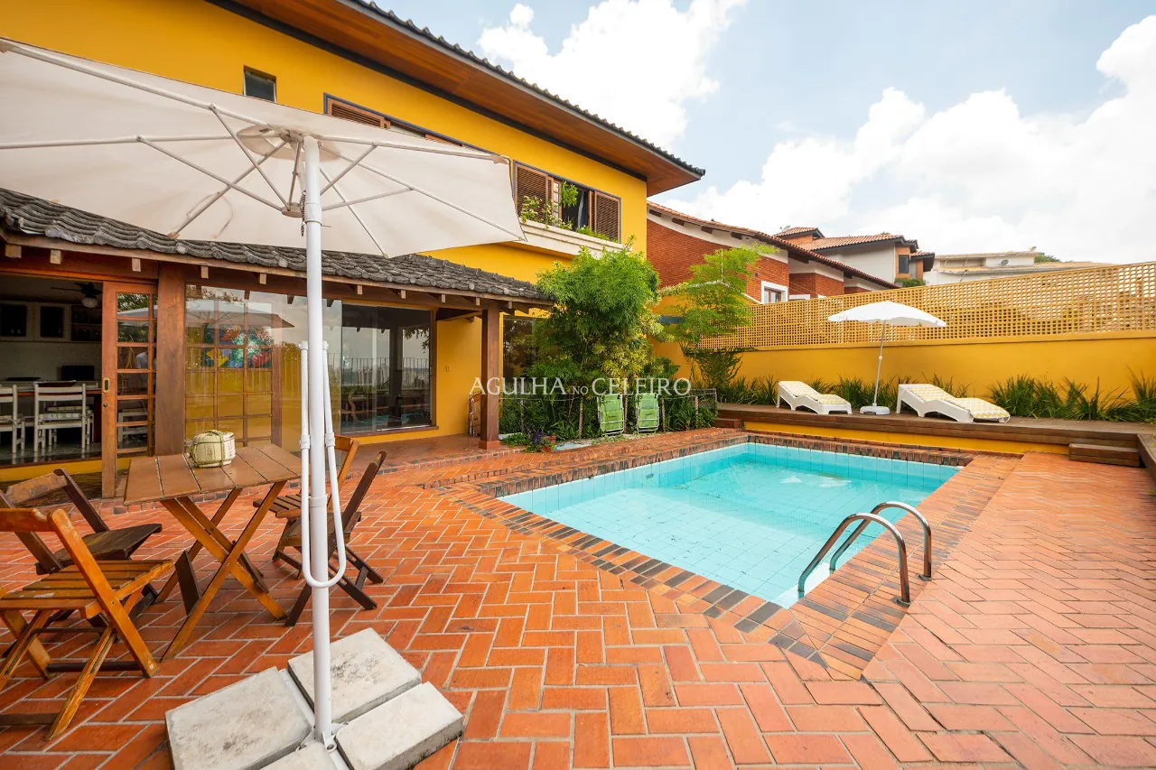 Uma casa clássica e intimista à venda em Pinheiros com planta de 436m² – 12617 - aparatamento - a - venda - em - alto - de - pinheiros (39)