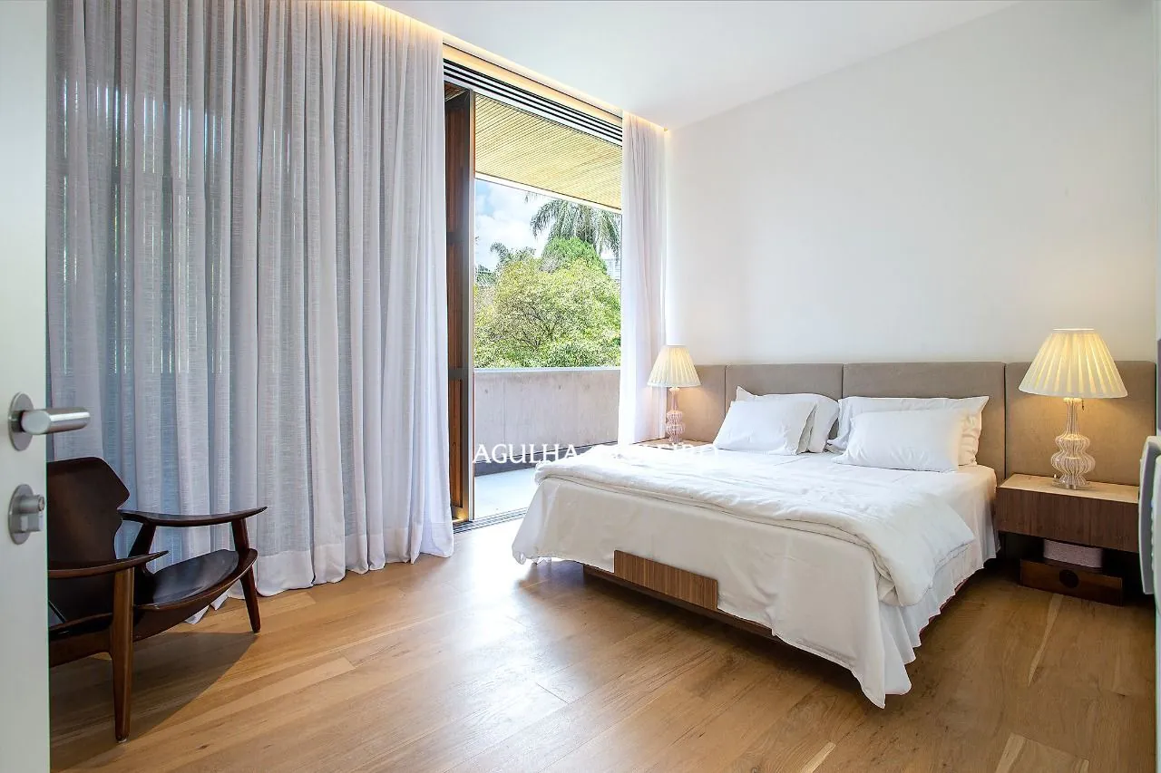 Uma casa única, assinada por Gui Mattos em Alto de Pinheiros. – 12801