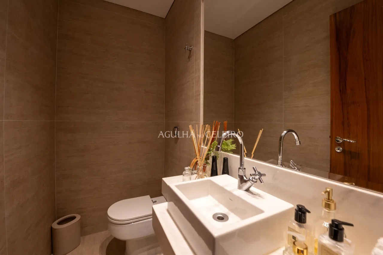 Apê com reforma moderna, para você fazer tudo a pé nos jardins. – 12838