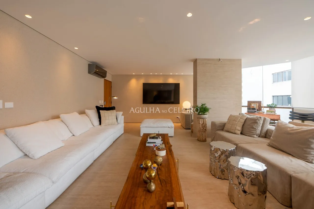 Apê com reforma moderna, para você fazer tudo a pé nos jardins. – 12838