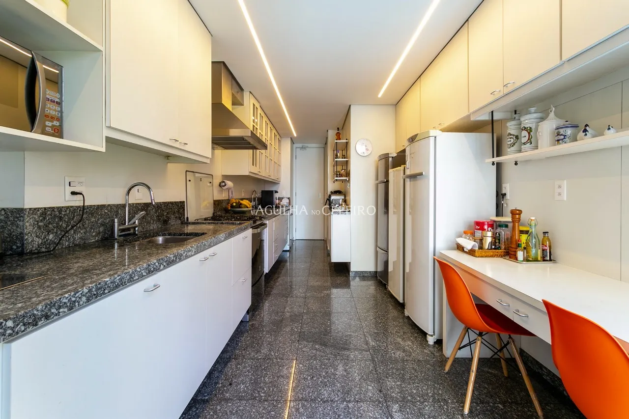 Apartamento com detalhes requintados no melhor do Itaim Bibi à venda – 12965 - _MG_9917