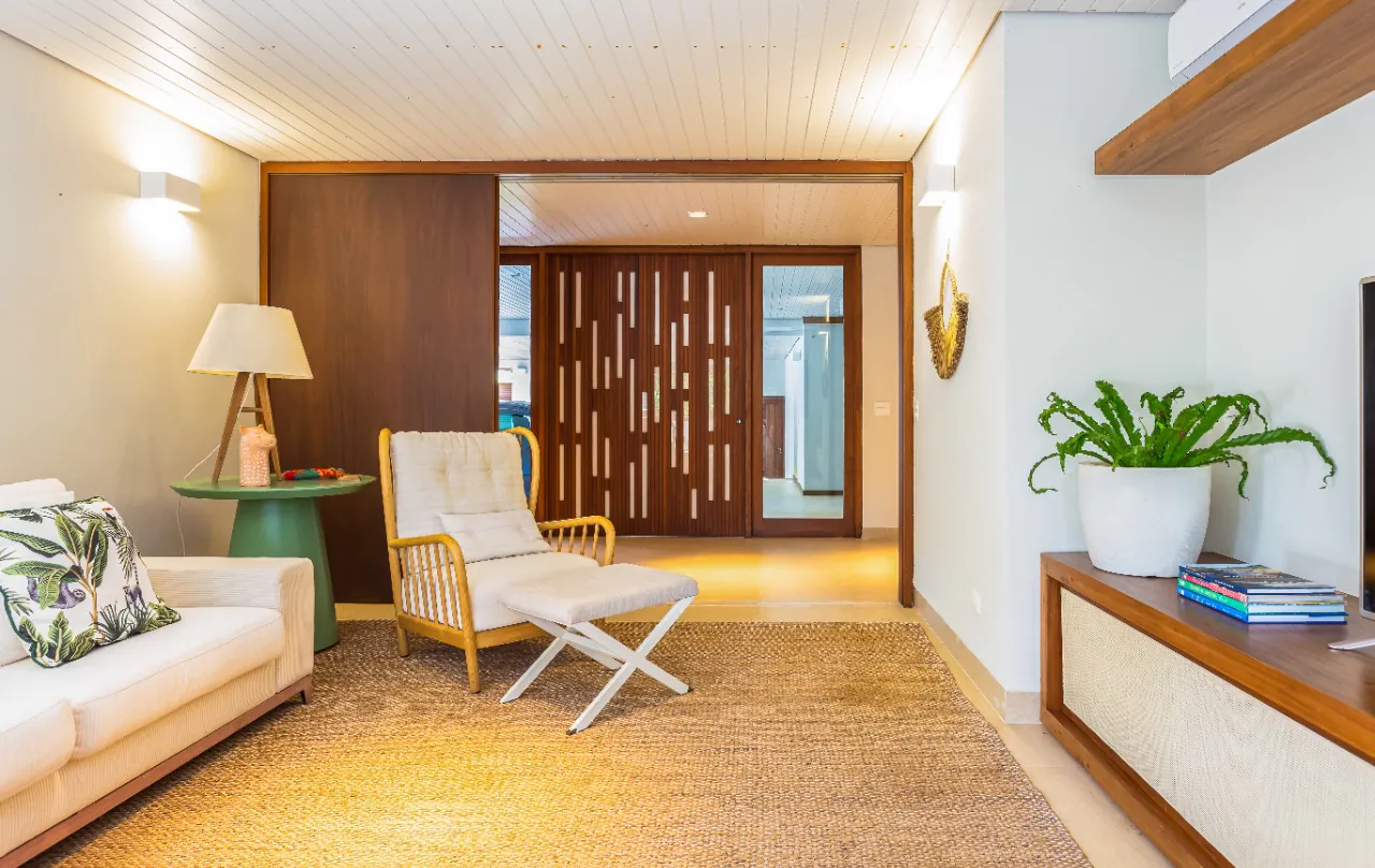 Casa de praia lindíssima, cercada pela Mata Atlântica na Praia de São Pedro. – 13195 - Alta Resolução29