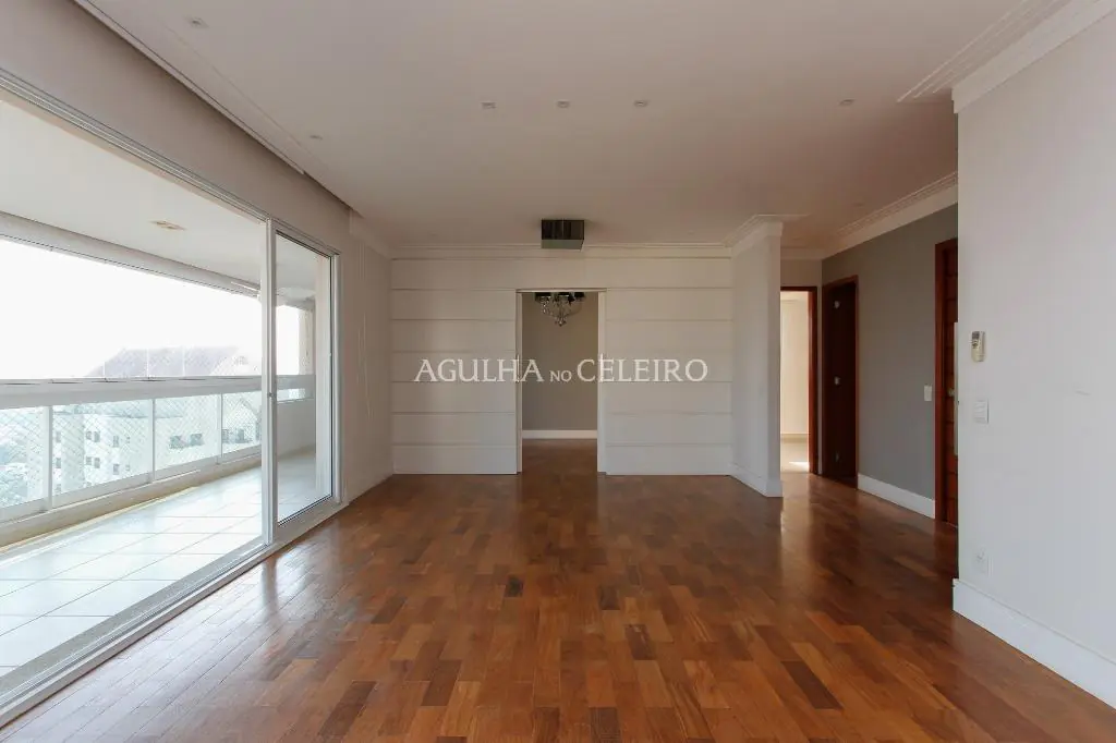 Apartamento a venda na Vila Madalena, varanda gourmet e vista eterna para o verde. – AP2438
