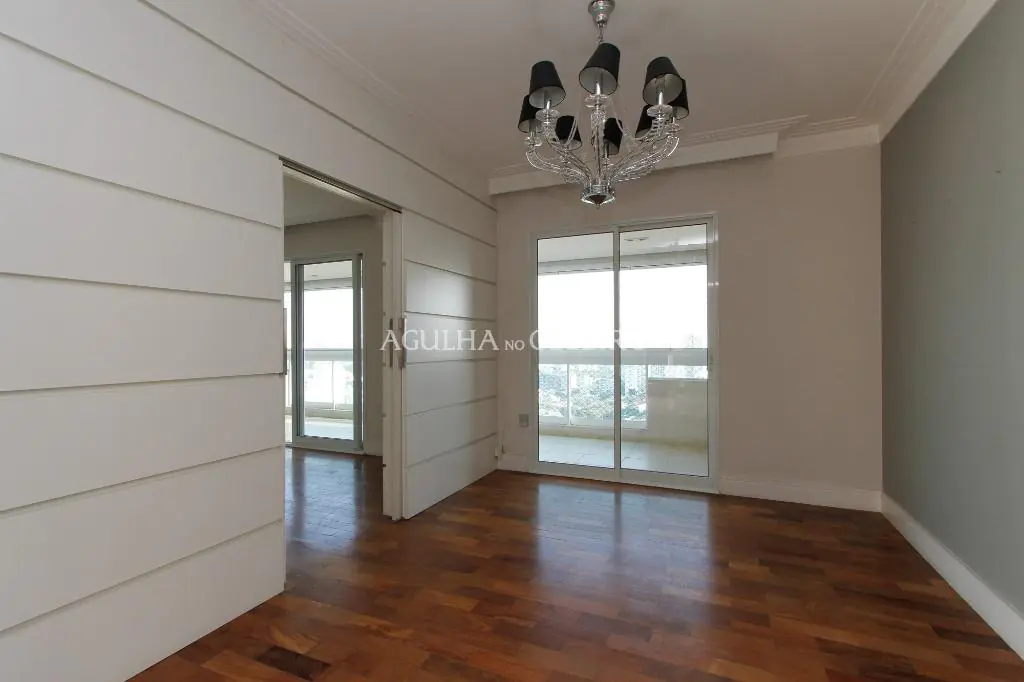 Apartamento a venda na Vila Madalena, varanda gourmet e vista eterna para o verde. – AP2438