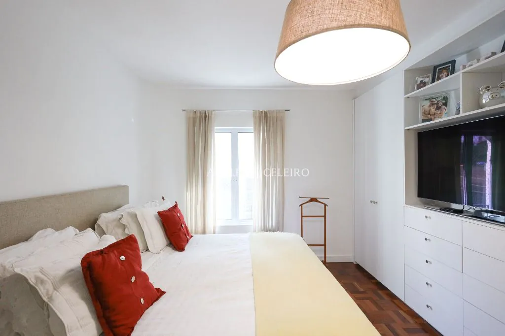 Venda/Jardim América: Apartamento Reformado no Jardins! – AP4275