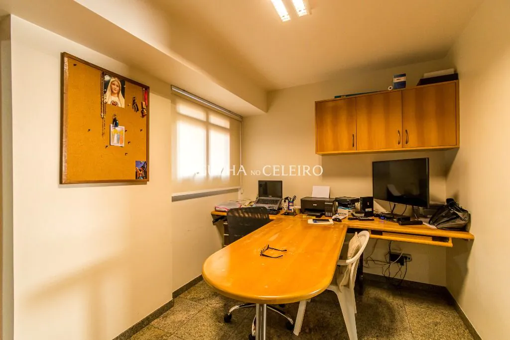 Venda/Moema: 04 suítes no melhor de Moema Pássaros! – AP7001