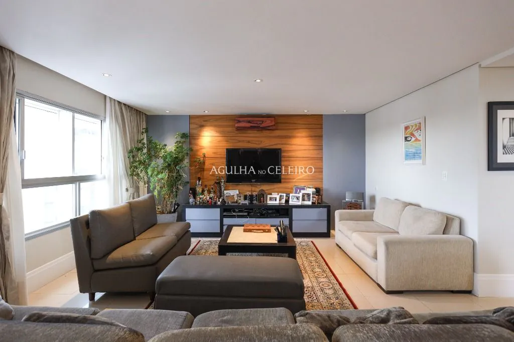 Venda/Itaim: 360 graus de vista! – AP7902