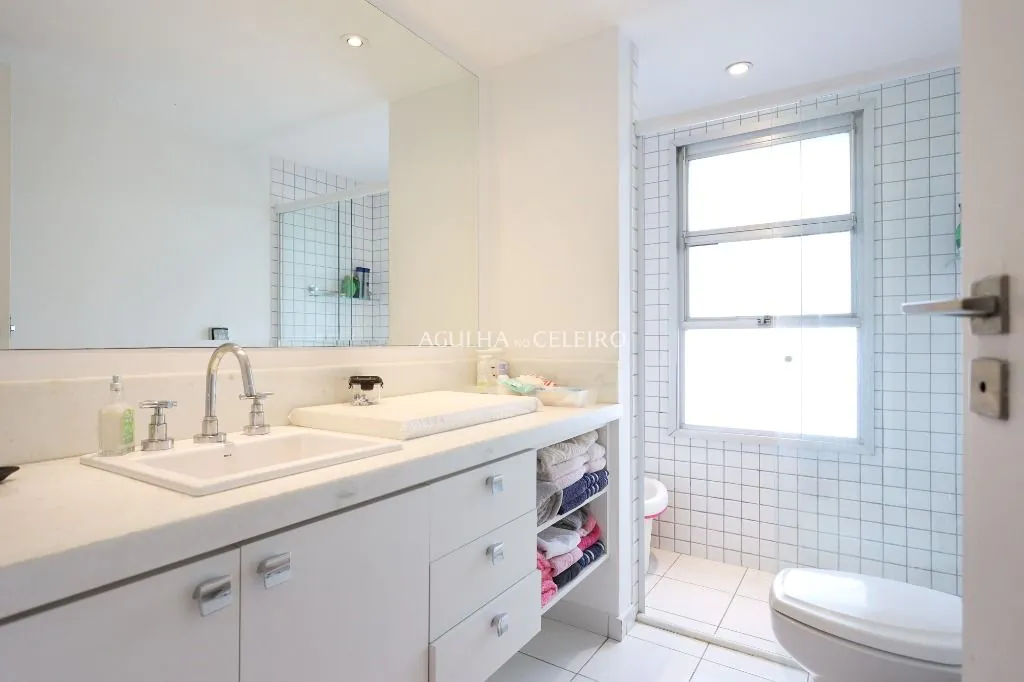 Venda/Itaim: 360 graus de vista! – AP7902