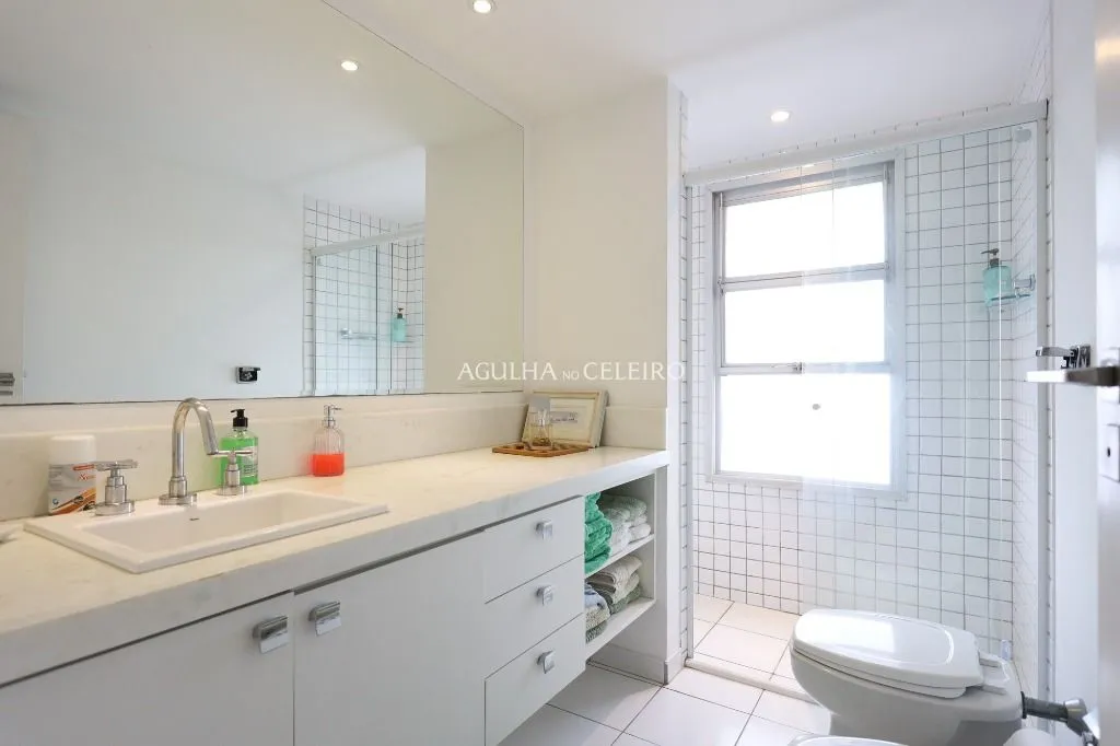 Venda/Itaim: 360 graus de vista! – AP7902