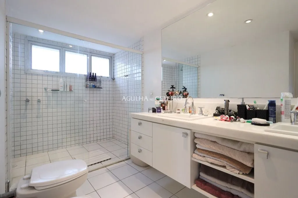 Venda/Itaim: 360 graus de vista! – AP7902