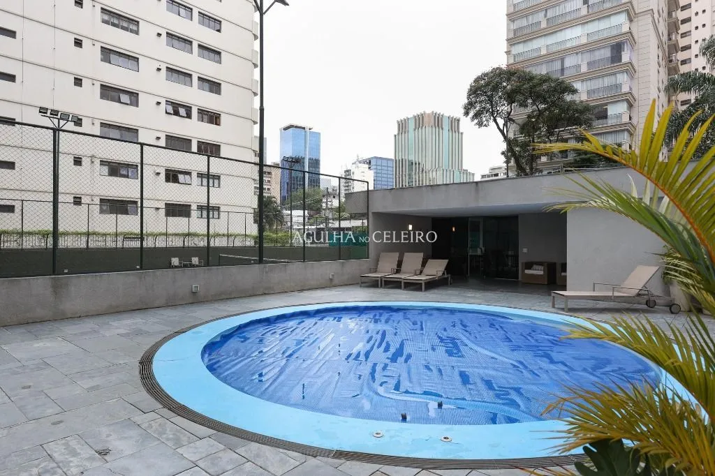 Venda/Itaim: 360 graus de vista! – AP7902