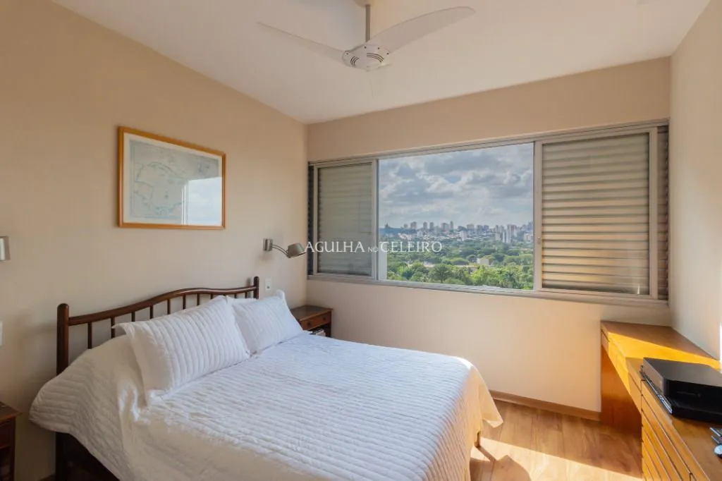 Vista incrível em localização desejada no Alto de Pinheiros. – AP7904