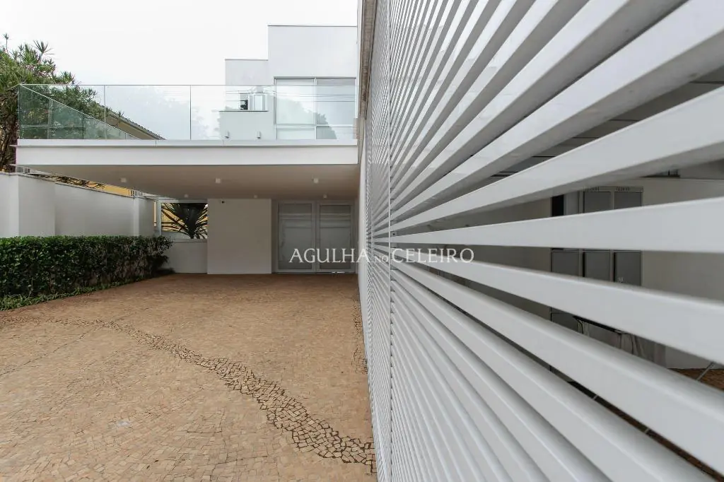 Casa moderna na Vila Madalena novinha em folha esperando por você – CA0428